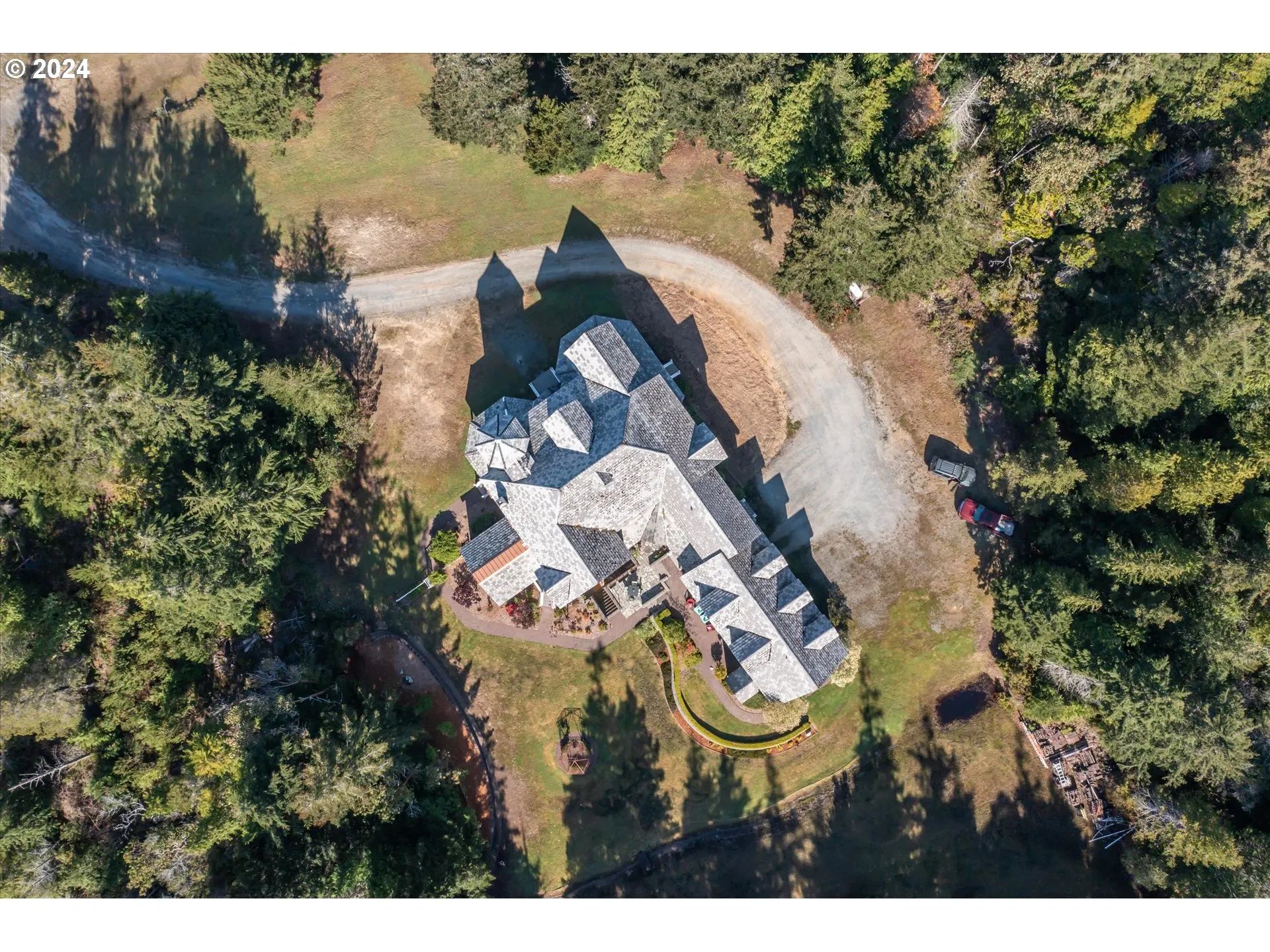 Home and Cranberry Operation on the Oregon Coast, primary view