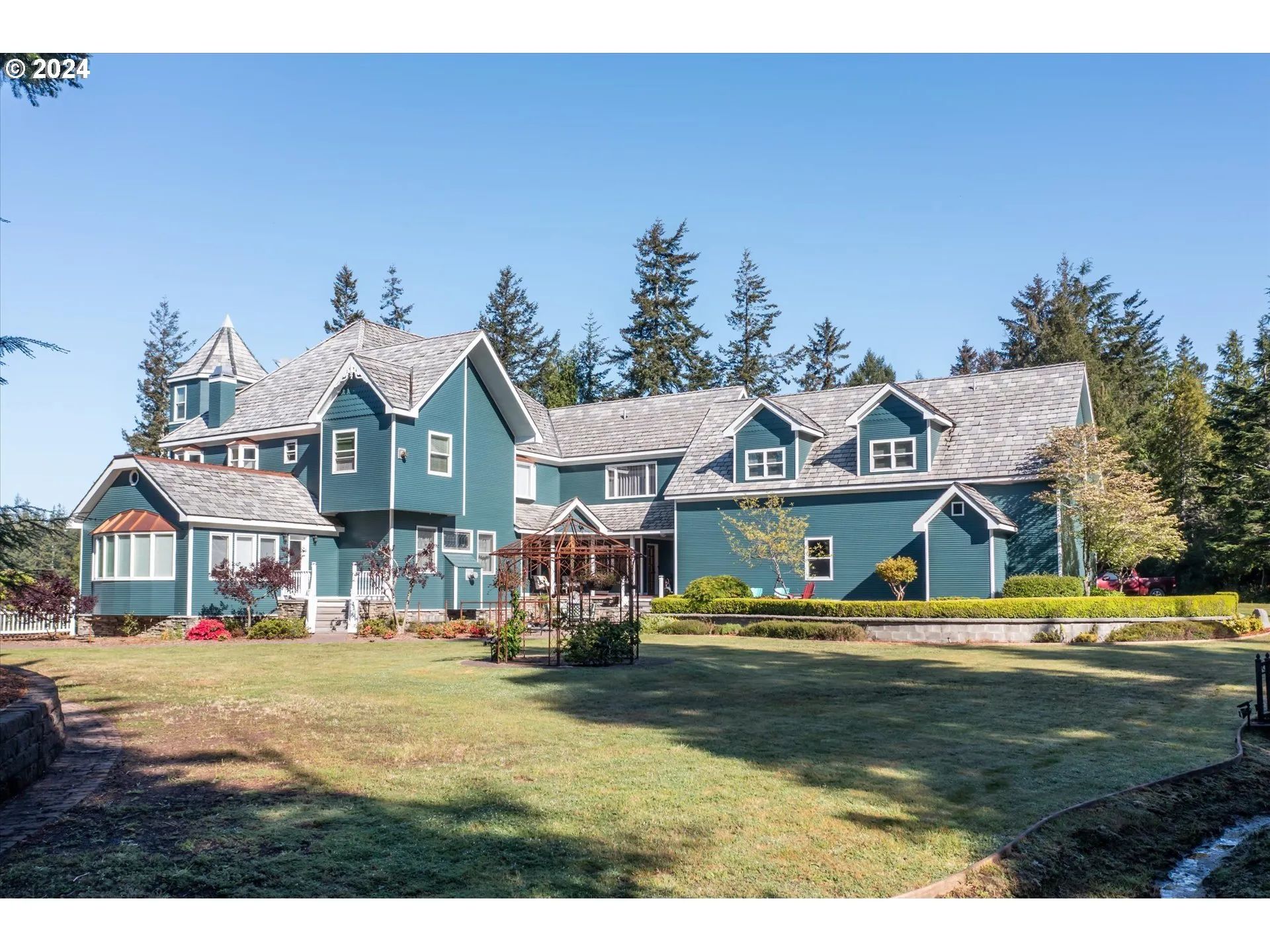 Home and Cranberry Operation on the Oregon Coast, view 2