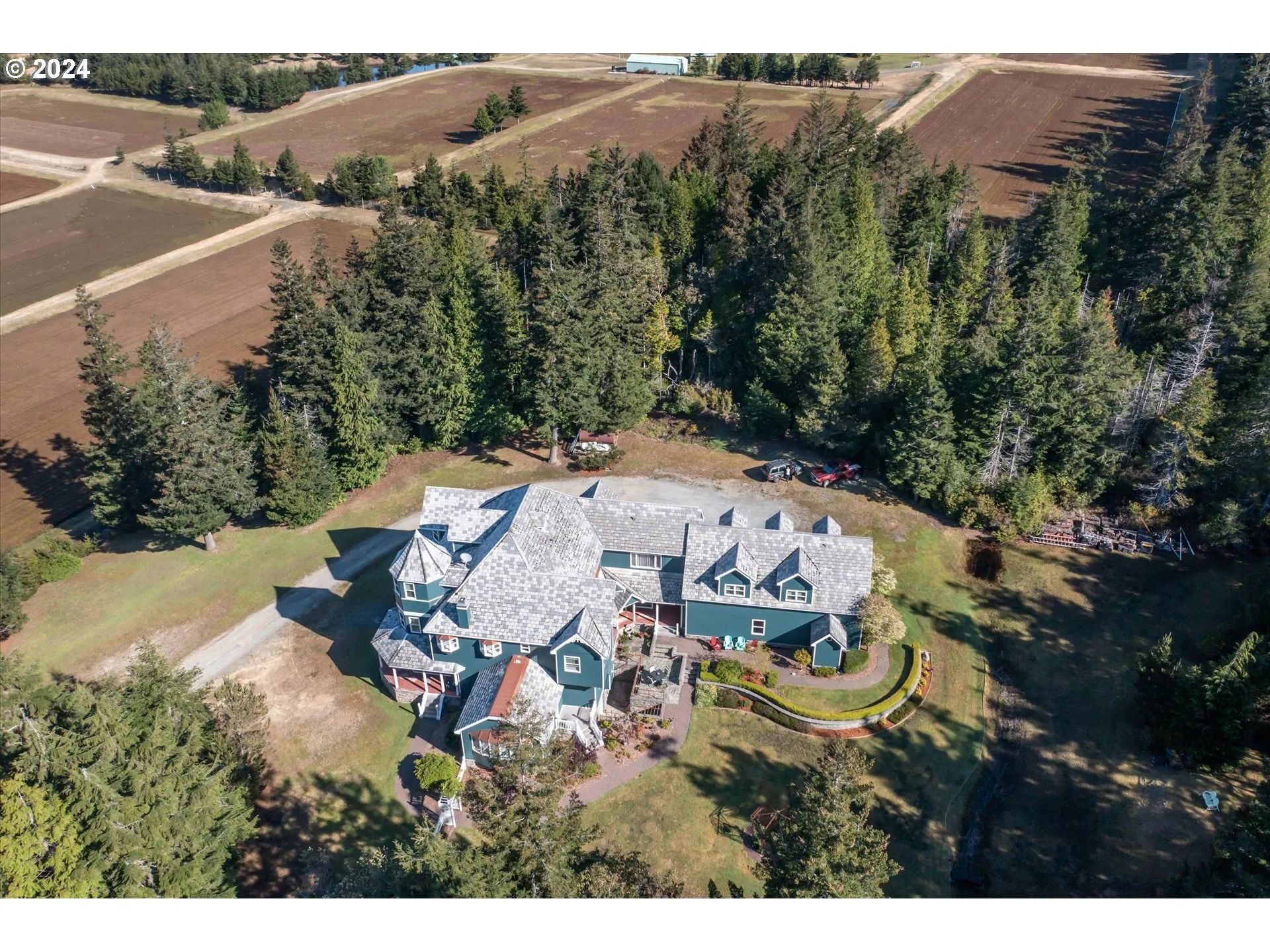 Home and Cranberry Operation on the Oregon Coast, view 3