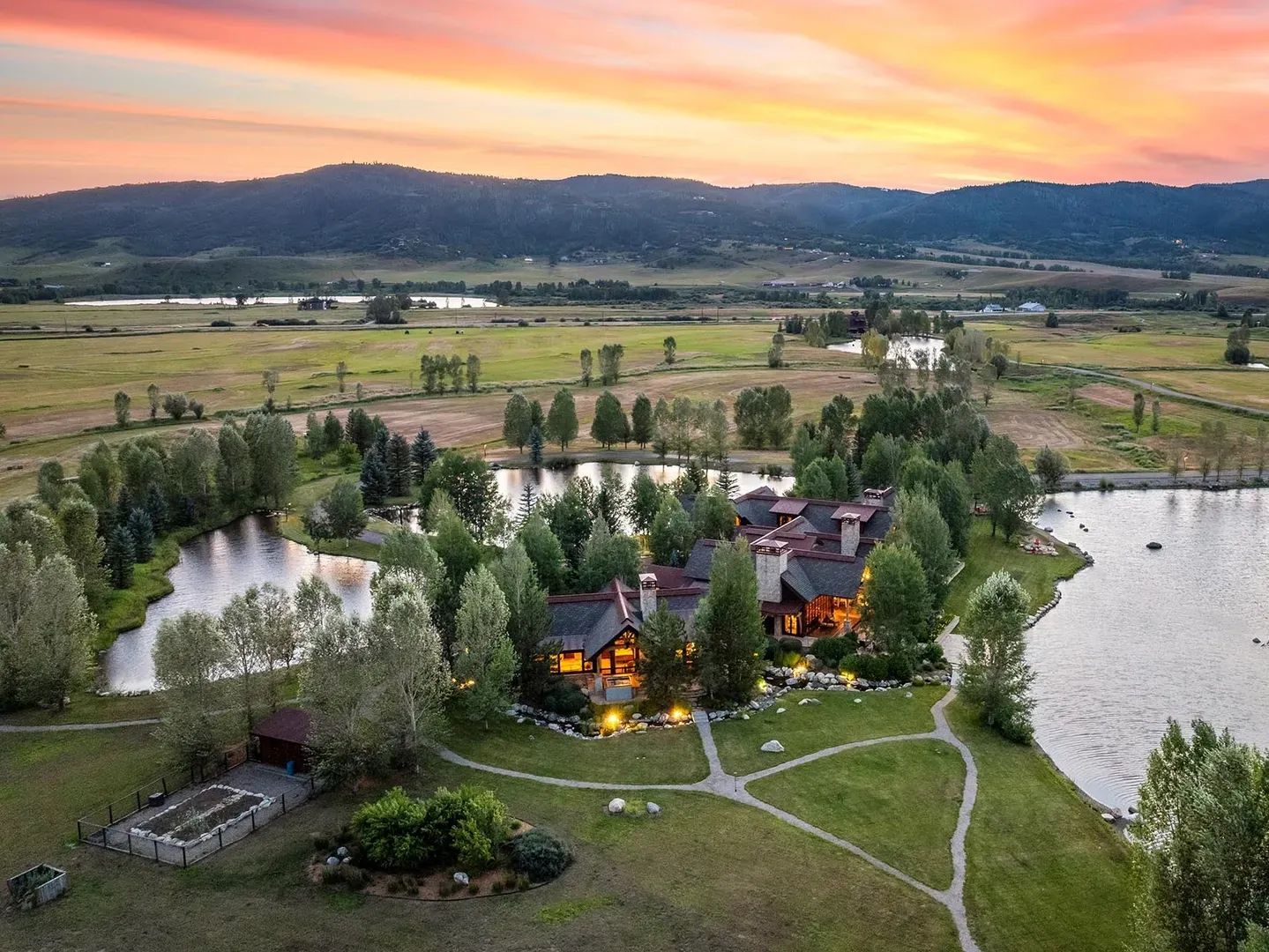Wild Goose Ranch - River Frontage In Colorado, Routt County For Sale